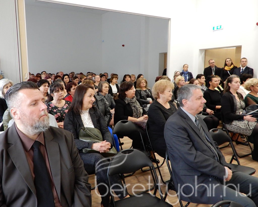 Átadták a zeneiskola új épületét 30